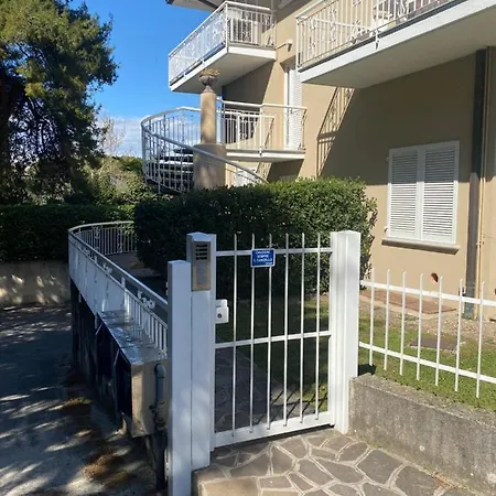 Gardasee Con Piscina Appartement